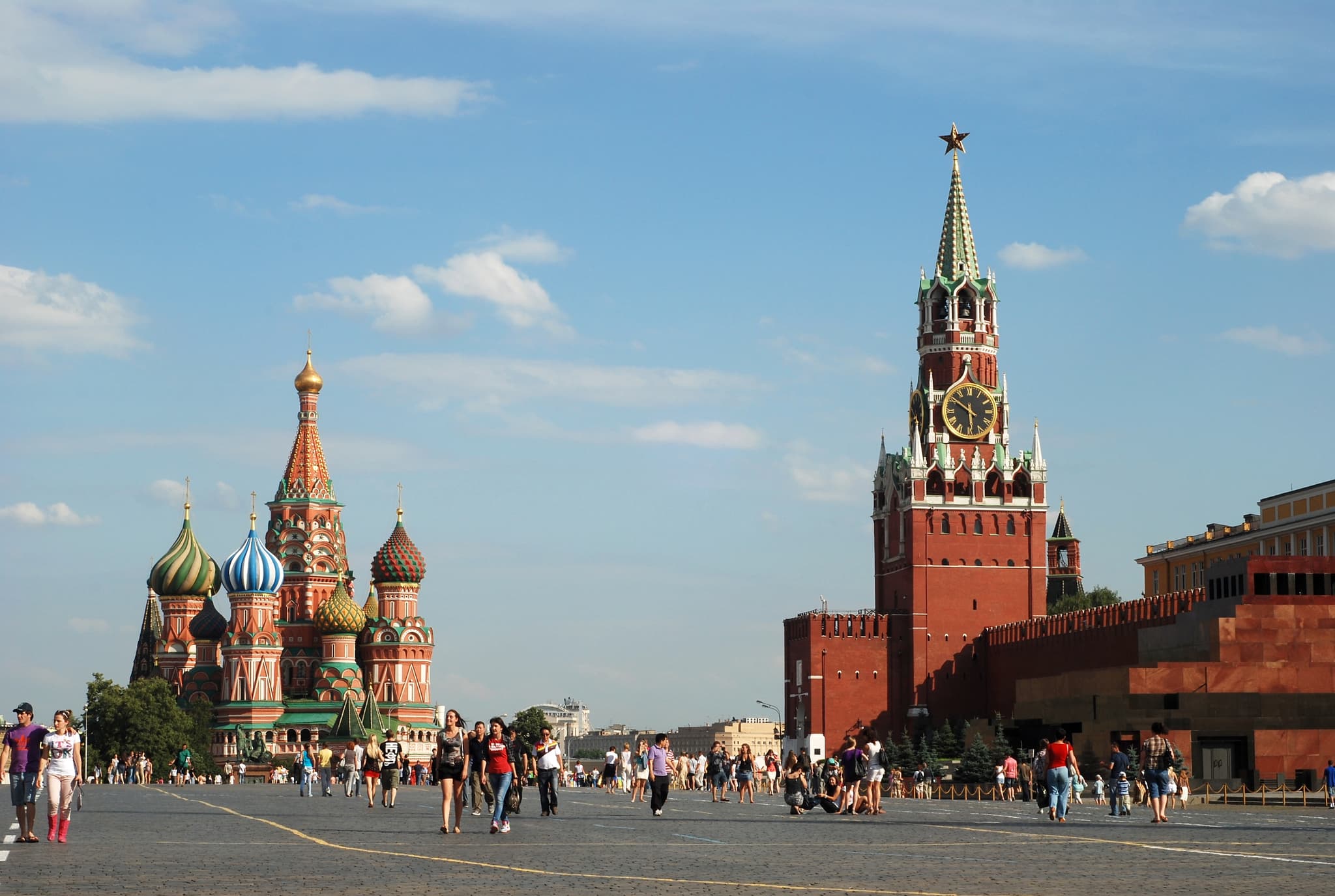 #1 Red Square — Top 10 Things to Do in Moscow: Icons, Hidden Gems & Local Favorites (2026 Travel Guide)