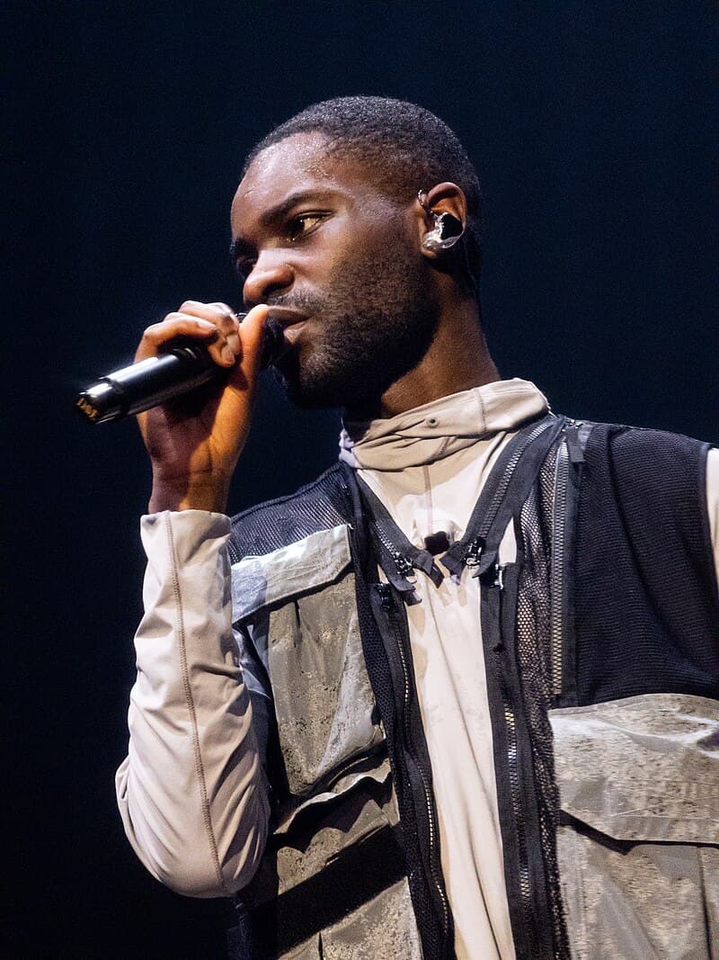 #4 Raindance — Dave & Tems — Top 10 UK Apple Music Songs — March 22, 2026
