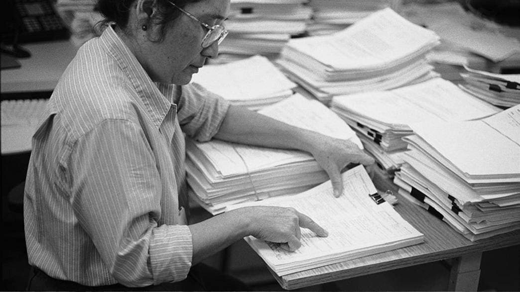 #6 Seeking Out Feedback That Hurts — Top 10 Daily Habits of Self-Made Billionaires (And the Research Behind Them)