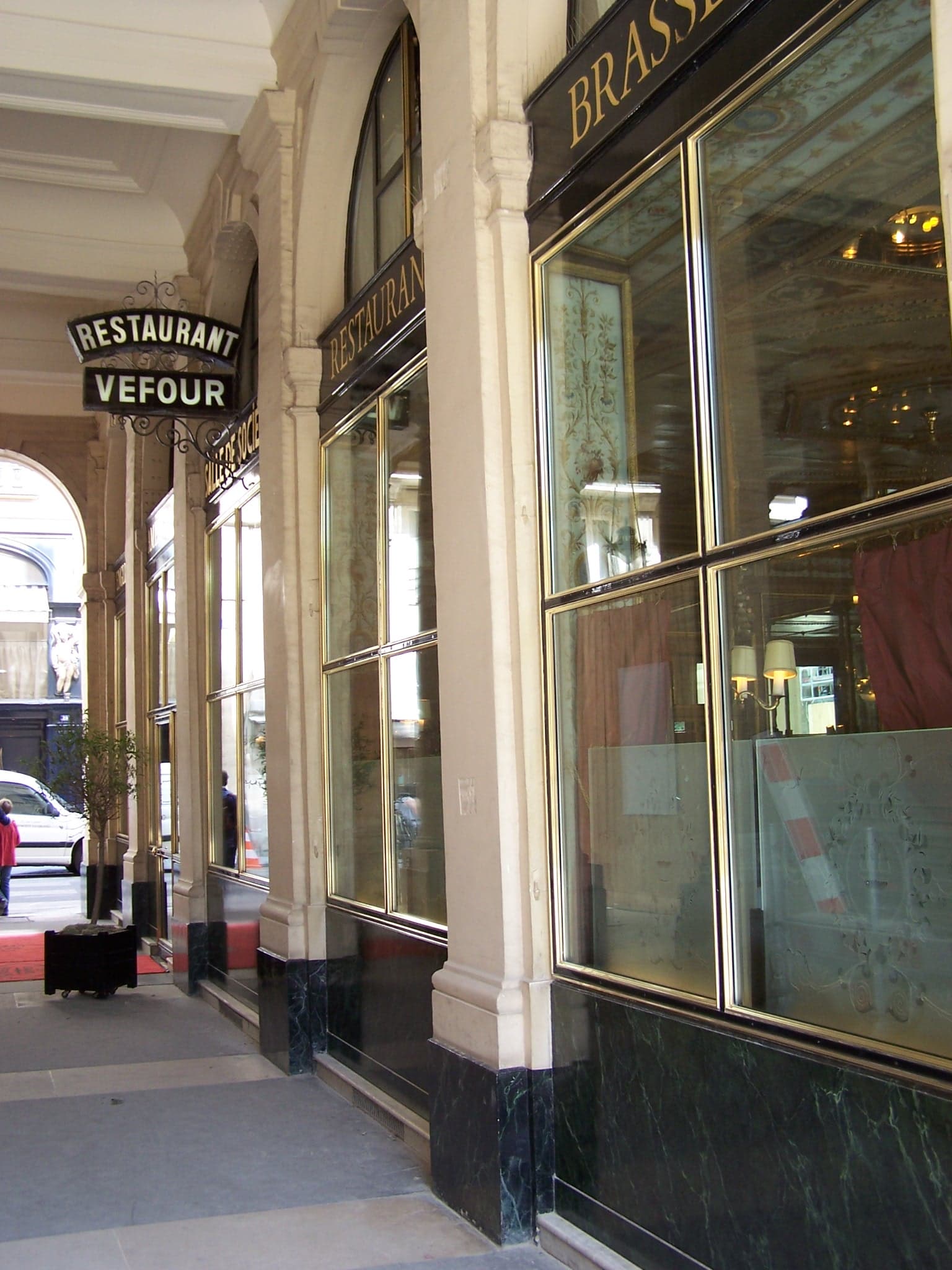 #7 Le Grand Vefour — Top 10 Best Restaurants in Paris