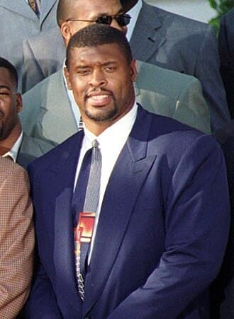 #6 Reggie White — Top 10 Greatest NFL Players of All Time
