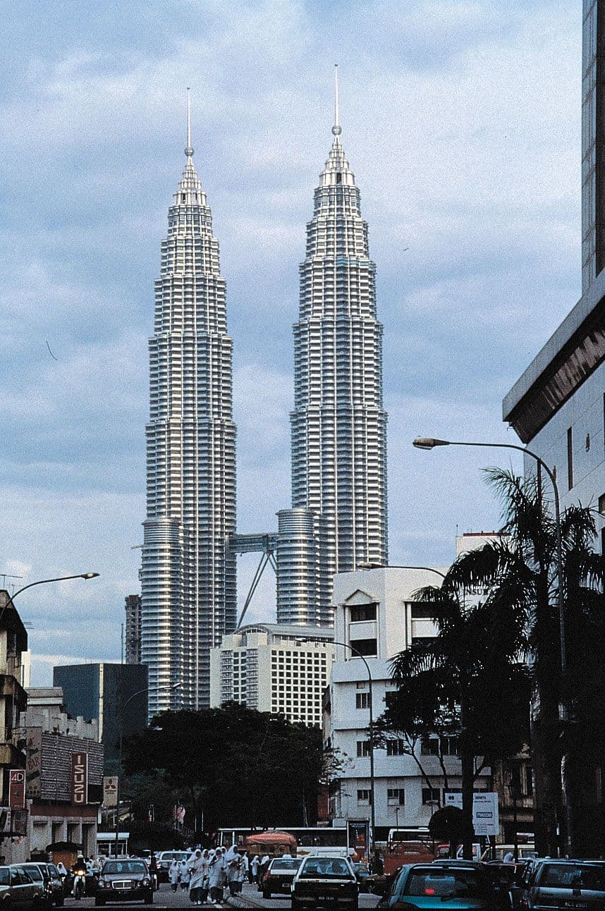 #9 Petronas Twin Towers, Kuala Lumpur — Top 10 Most Iconic Buildings in the World That Define Their Cities