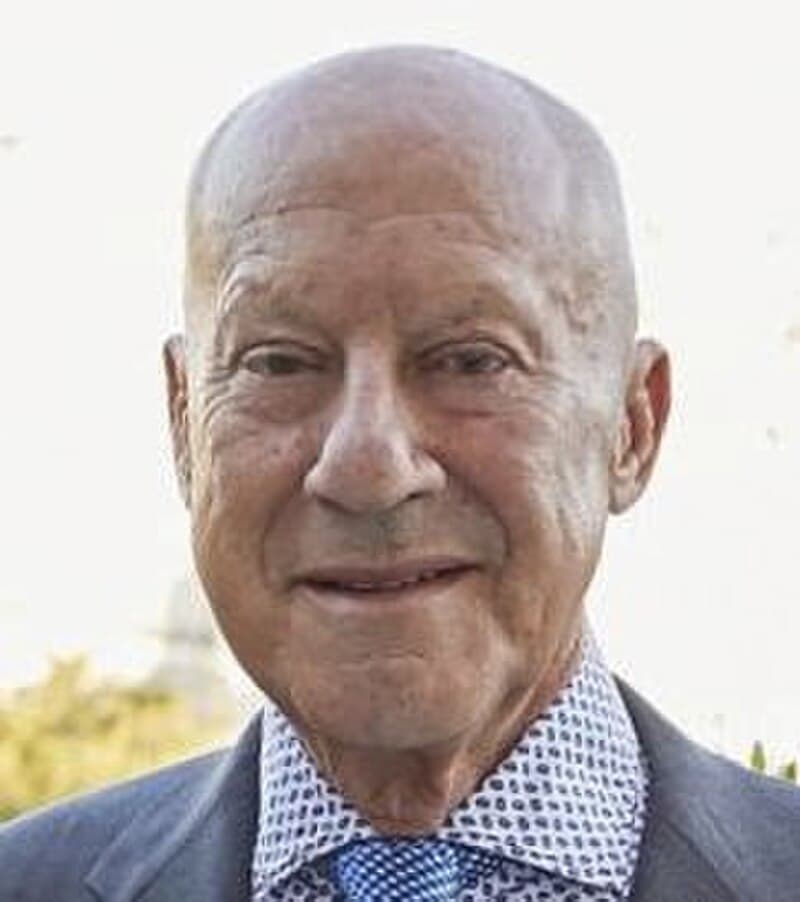 #8 Norman Foster — Top 10 Greatest Architects in History