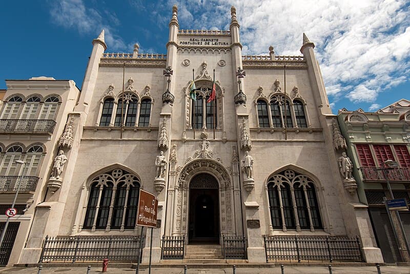 #7 Real Gabinete Portugues de Leitura, Rio — Top 10 Most Beautiful Libraries in the World