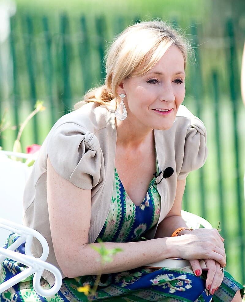 #2 Harry Potter — J.K. Rowling — Top 10 Best Fantasy Novel Series of All Time