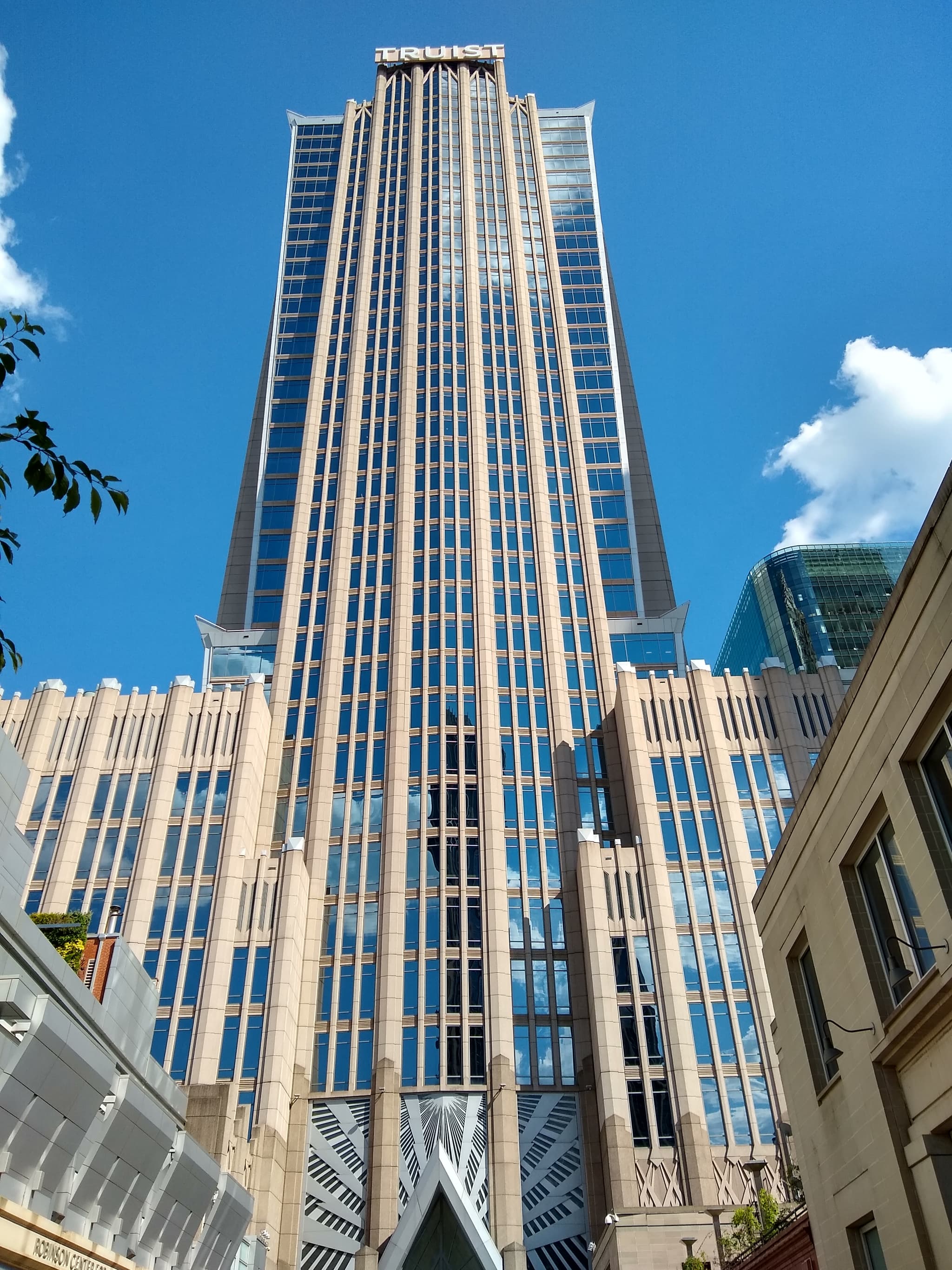 #9 Truist Financial — Top 10 US Commercial Banks by Total Assets