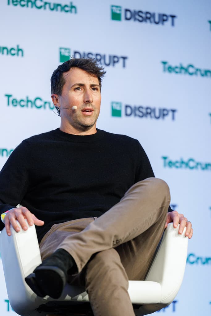 #5 Dave — Top 10 US Neobanks Disrupting Traditional Banking
