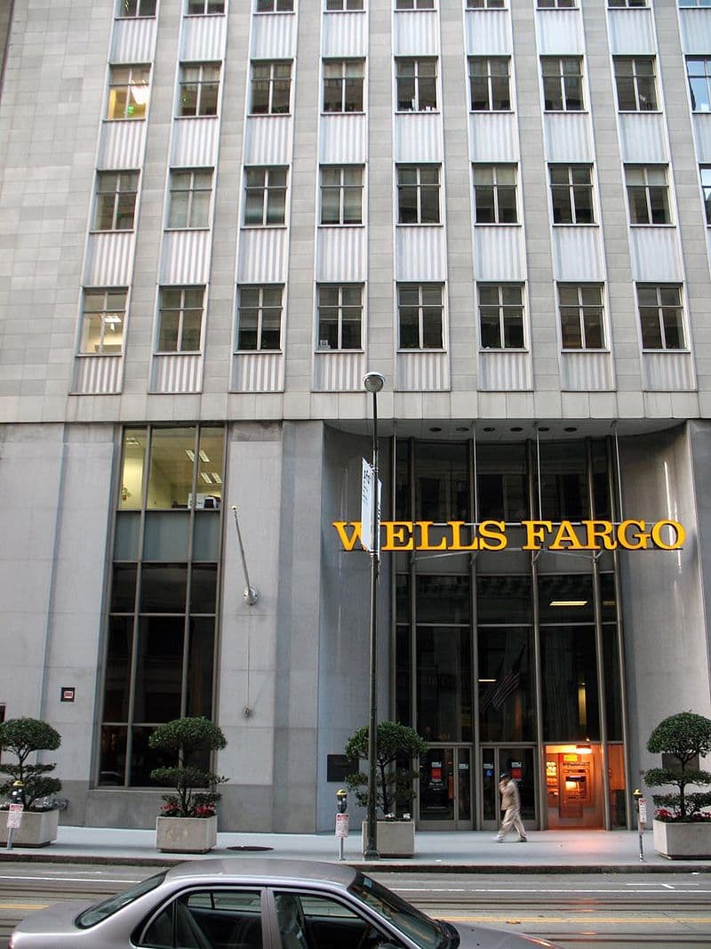 #3 Wells Fargo Mobile — Top 10 US Mobile Banking Apps 2026