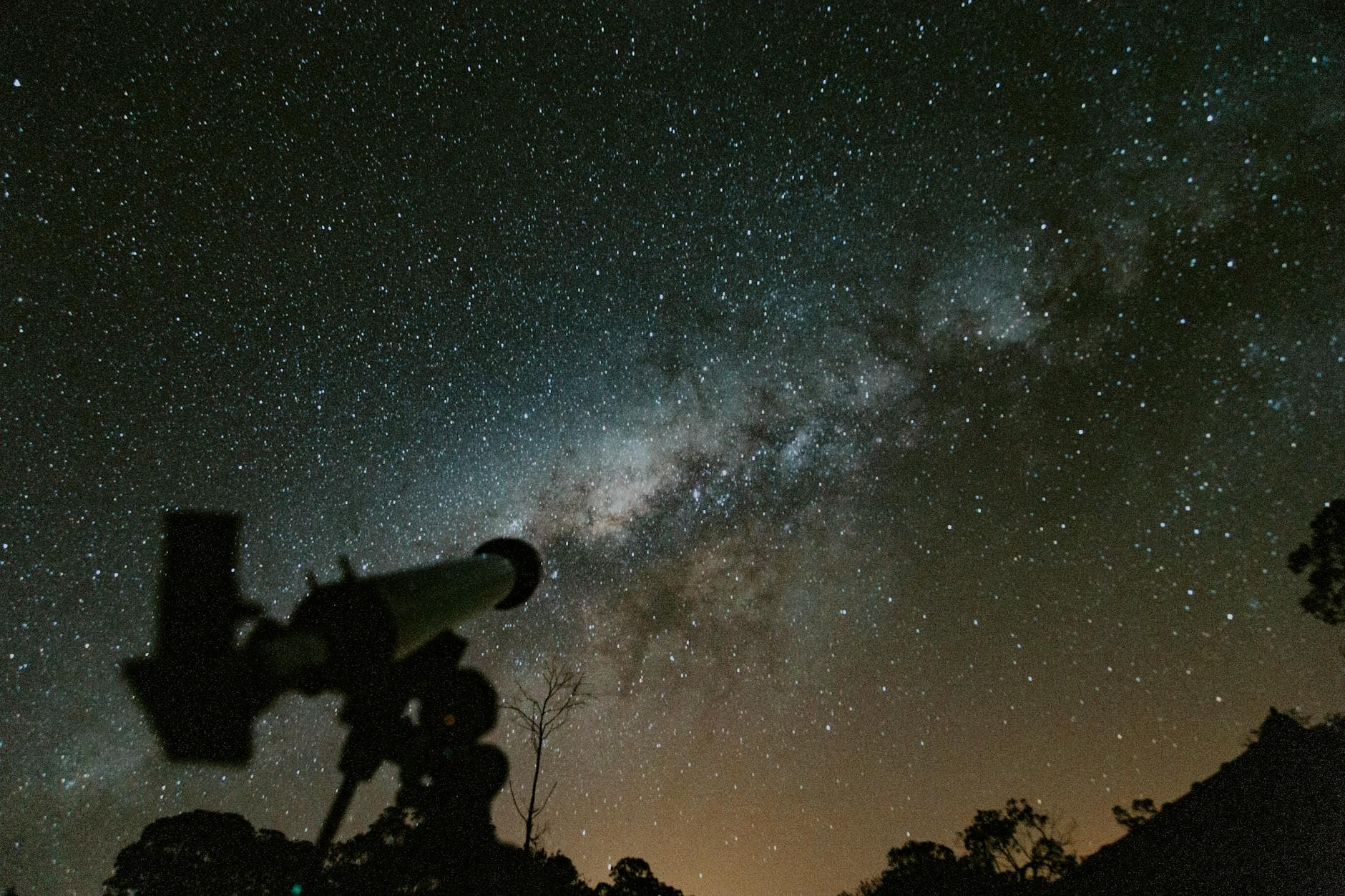 #3 My astrophotography in the movie Project Hail Mary — Top 10 Hacker News Stories: EU Privacy Scans, Tesla Hacks & AI Benchmarks — March 26, 2026
