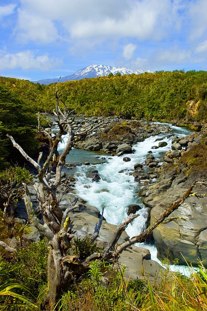#2 Tongariro Alpine Crossing — Top 10 Best Things to Do in New Zealand