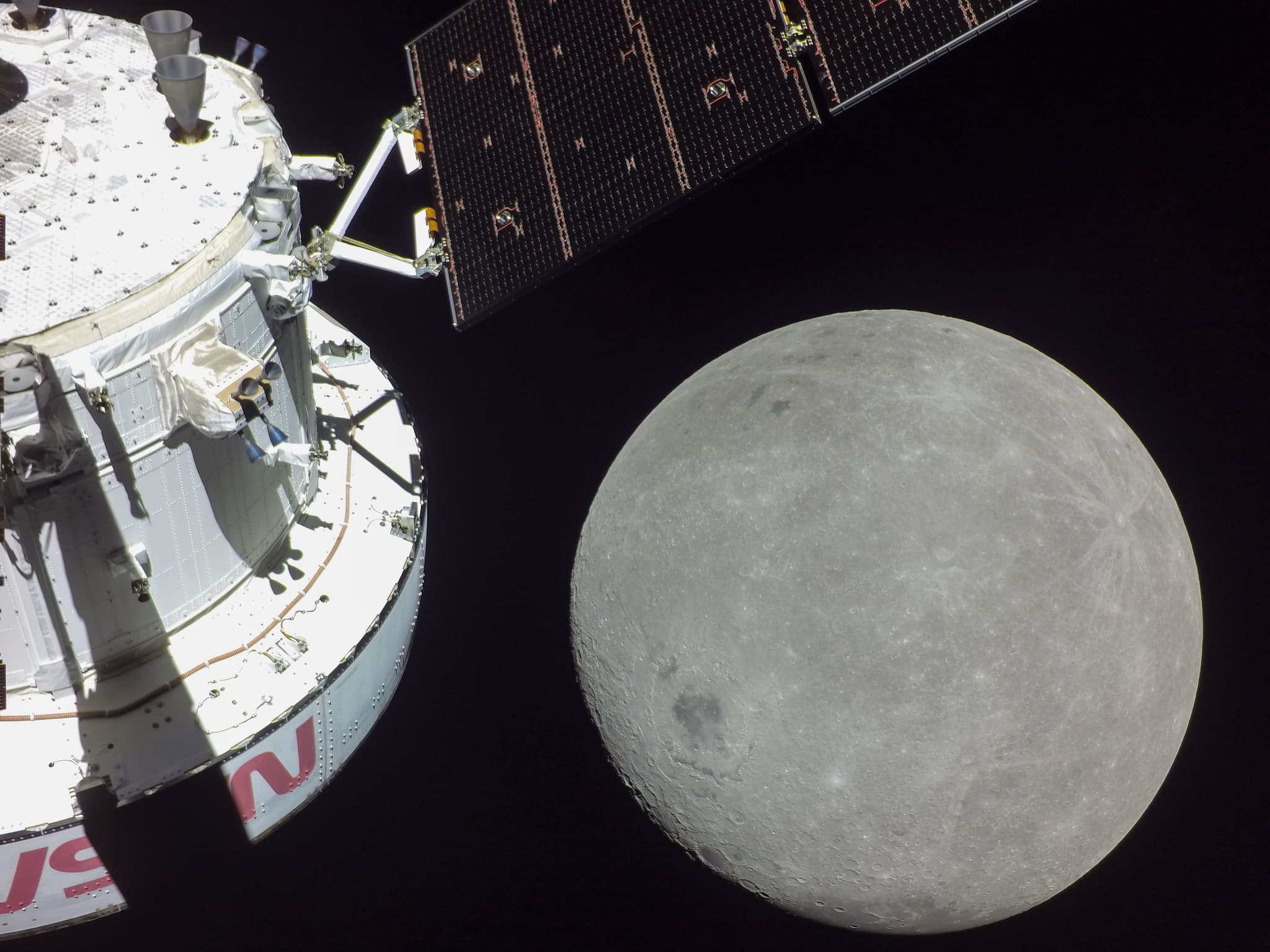 #10 Artemis Program: Return to the Moon (NASA, 2022–present) — Top 10 Space Missions That Rewrote History