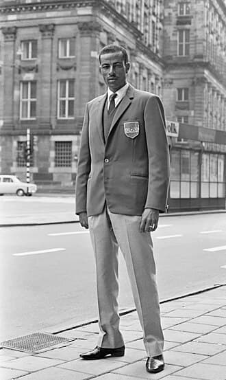 #8 Abebe Bikila — Barefoot Marathon, Rome 1960 — Top 10 Greatest Olympic Moments of All Time