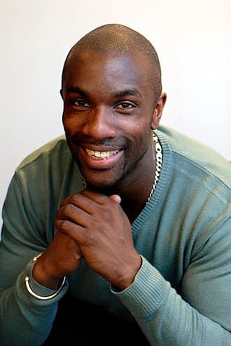#10 Derek Redmond — Father Helps Him Finish, Barcelona 1992 — Top 10 Greatest Olympic Moments of All Time