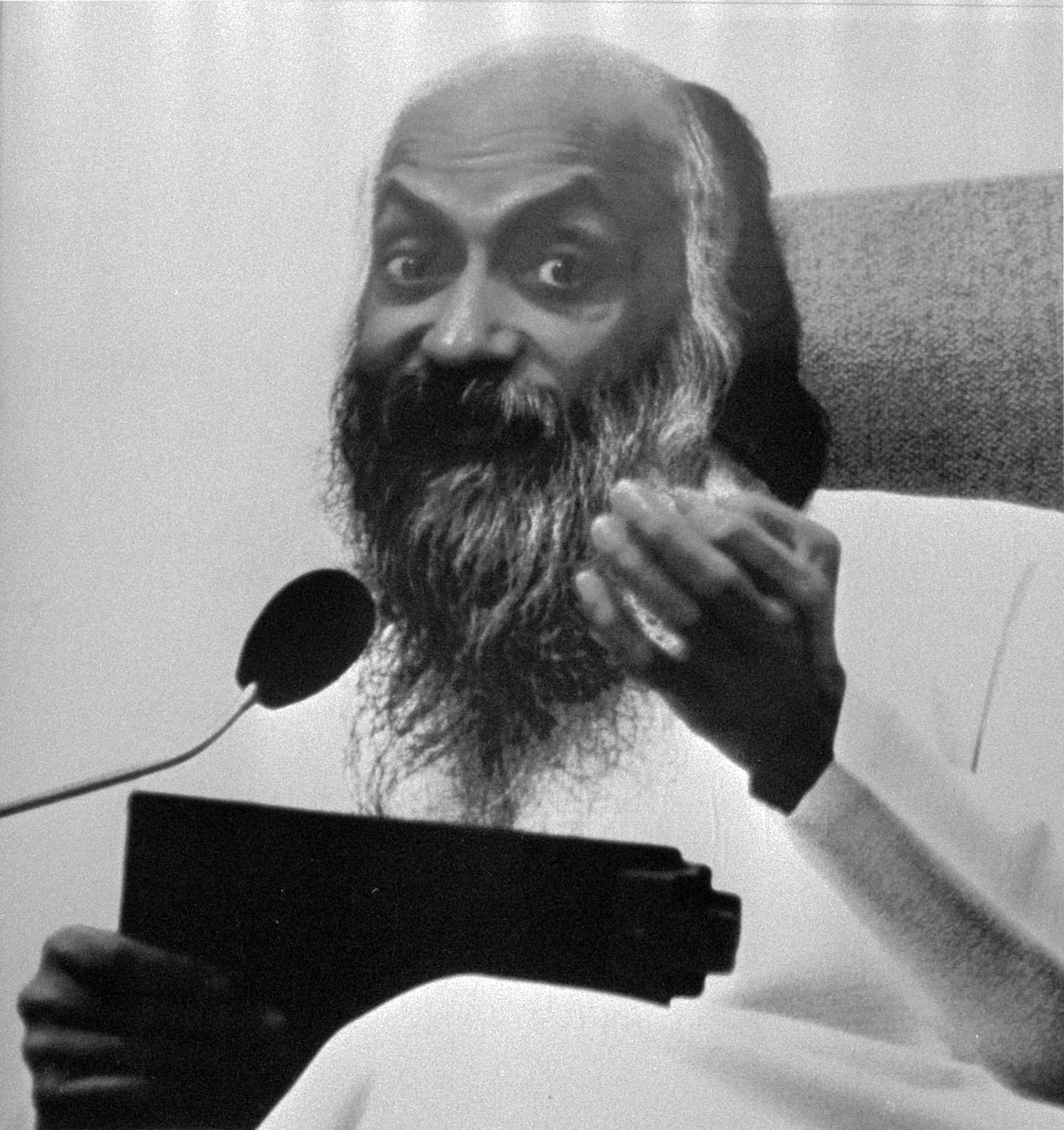 #9 Rajneeshees (Bhagwan Shree Rajneesh) — Top 10 Most Infamous Cults in History
