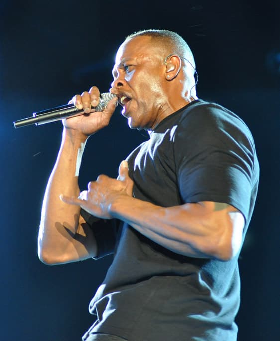 #3 The Chronic — Dr. Dre (1992) — Top 10 Greatest Rap Albums of All Time
