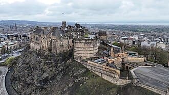#2 Edinburgh Castle, Scotland — Top 10 Most Beautiful Castles in Europe