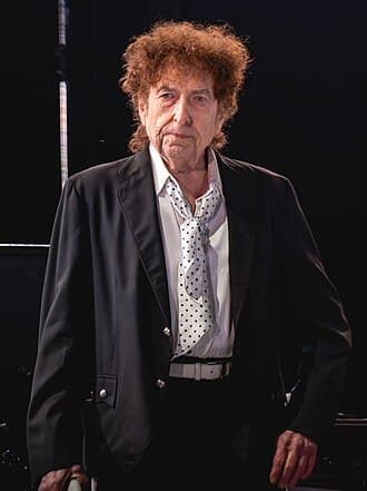 #6 Bob Dylan — Top 10 Greatest Male Singers of All Time