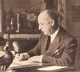 #2 Christian Dior — Top 10 Most Iconic Fashion Designers of All Time