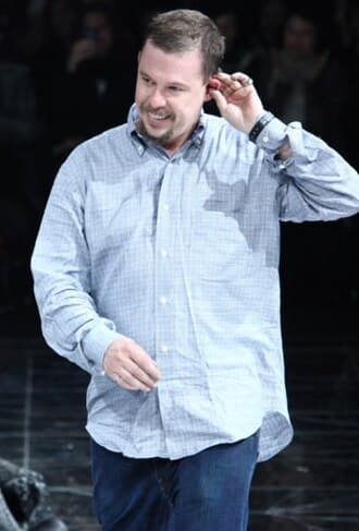 #5 Alexander McQueen — Top 10 Most Iconic Fashion Designers of All Time