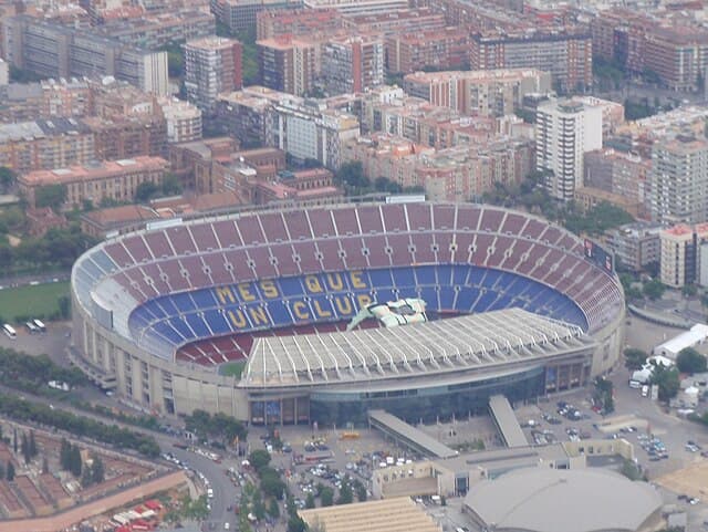 #3 Barcelona — Top 10 Most Valuable Football Clubs in the World
