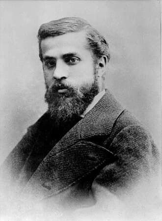 #2 Antoni Gaudi — Top 10 Greatest Architects of All Time