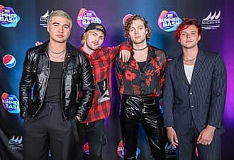 #8 5 Seconds of Summer — Top 10 Greatest Australian Rock Bands of All Time
