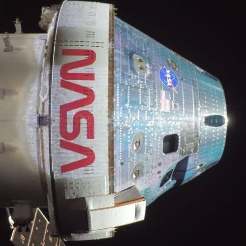 #2 Artemis II is going so well that we're left to talk about frozen urine — Top 10 Ars Technica — Latest — April 6, 2026