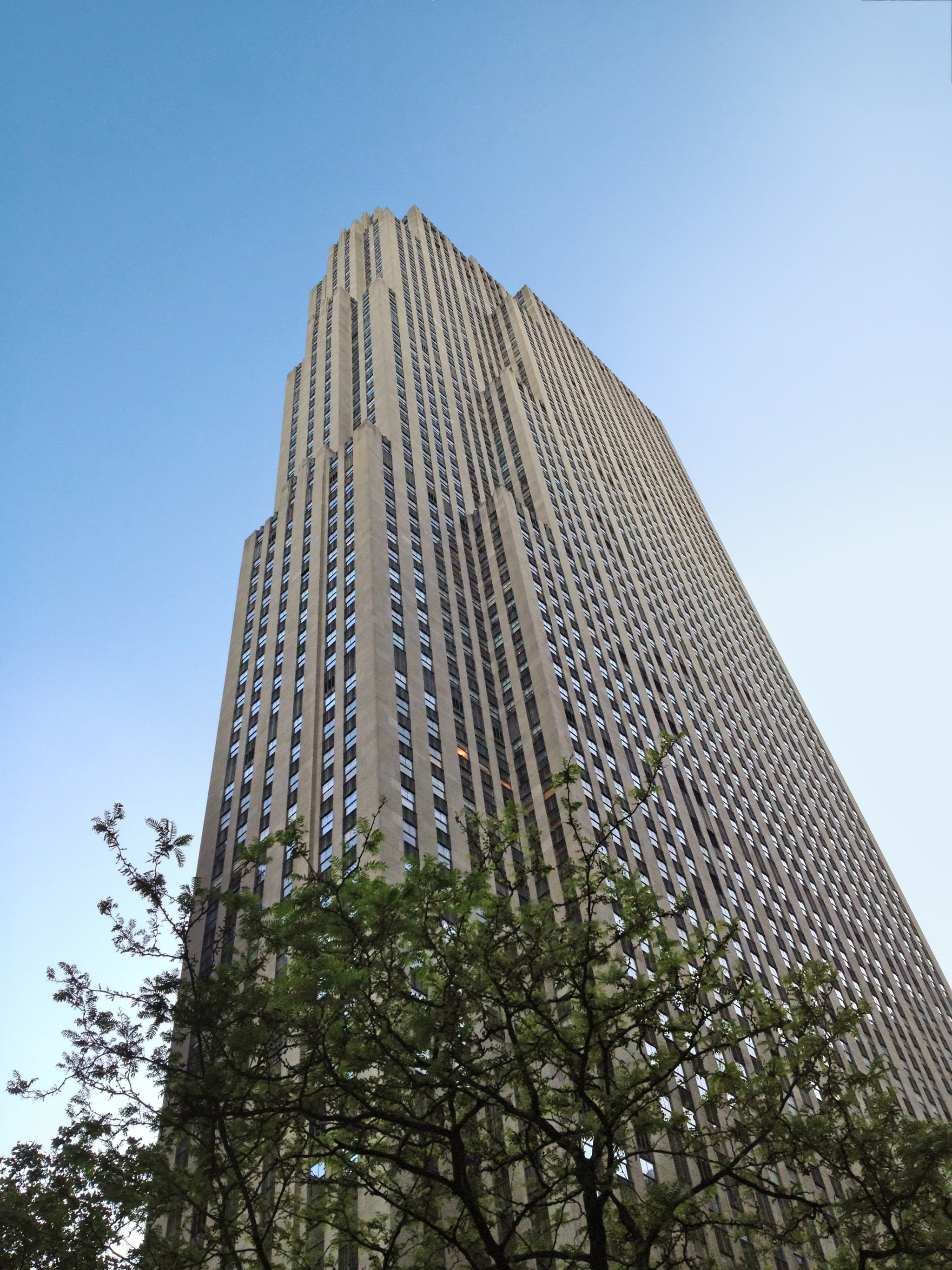 #10 Lazard (LAZ) — Top 10 US Investment Banks by Revenue 2025