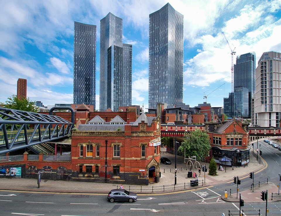 #7 manchester weather — Top 10 Google Trends — Daily (GB) — May 9, 2026