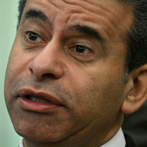 #10 FDA chief resigns after Trump admin forced approval of fruity e-cigs — Top 10 Ars Technica — Latest — May 13, 2026