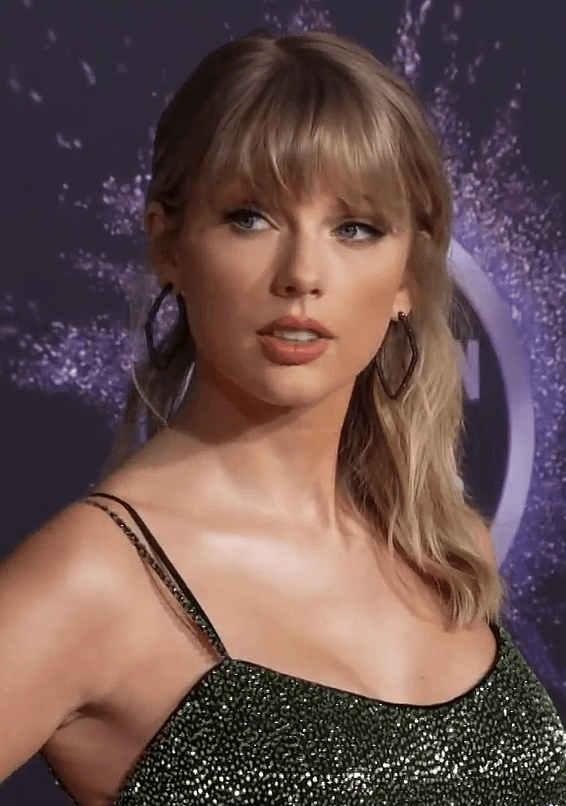 #5 Taylor Swift — Top 10 Best Female Artists of All Time