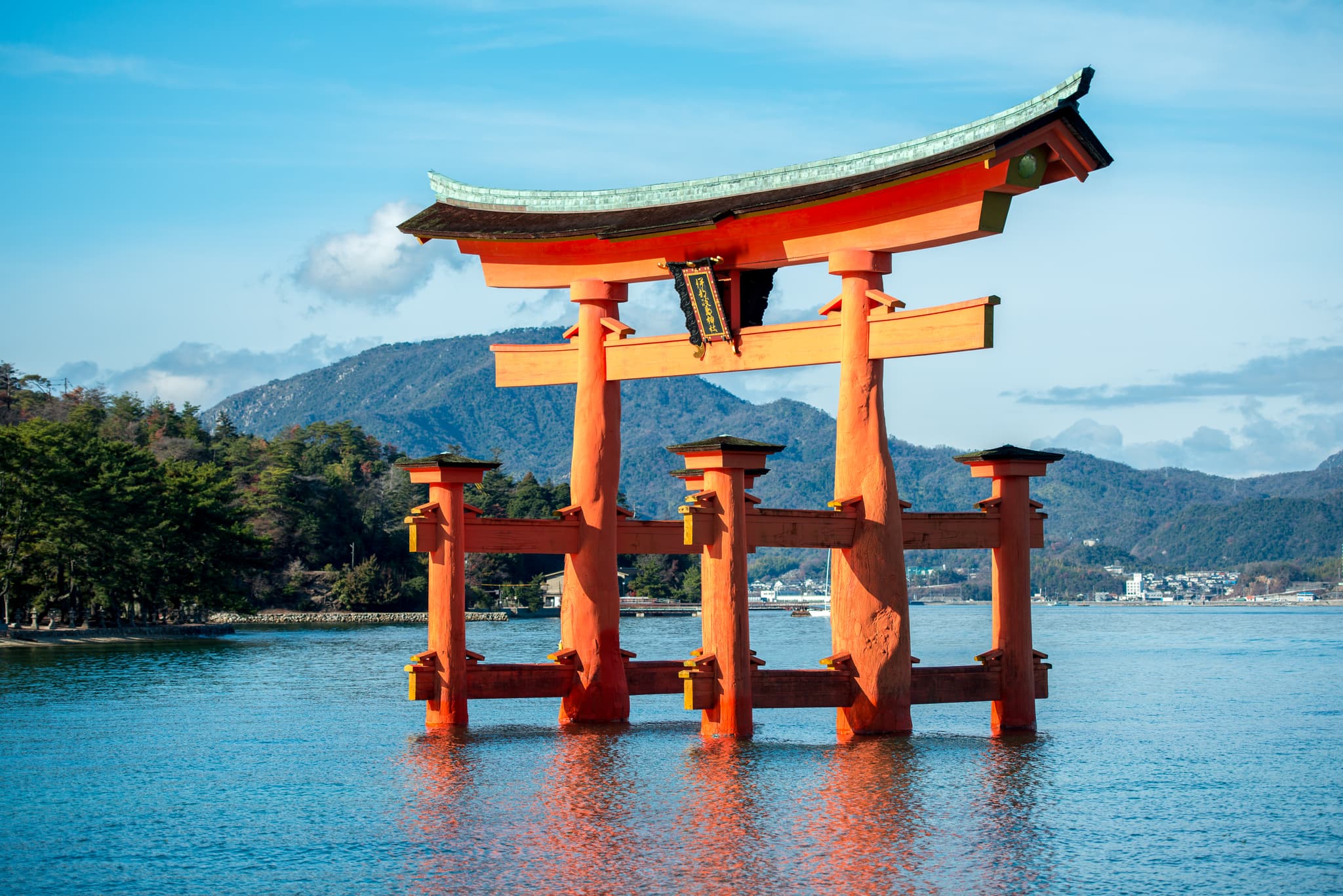 #8 Fushimi Inari Shrine, Kyoto — Top 10 Most Instagram-Worthy Travel Spots