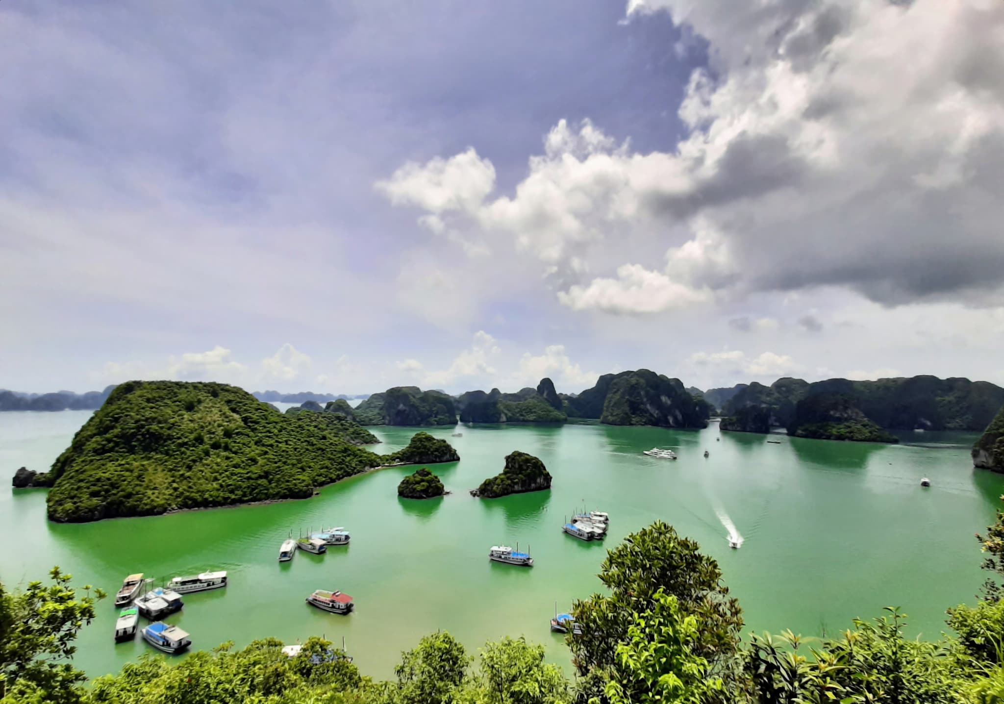 #9 Halong Bay, Vietnam — Top 10 Best Cruise Ship Destinations