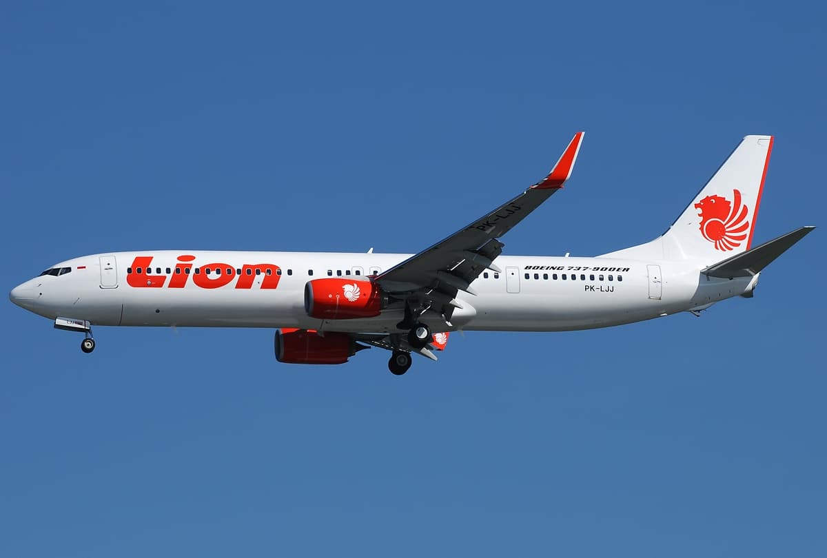 #6 Lion Air — Top 10 Worst Airlines in the World