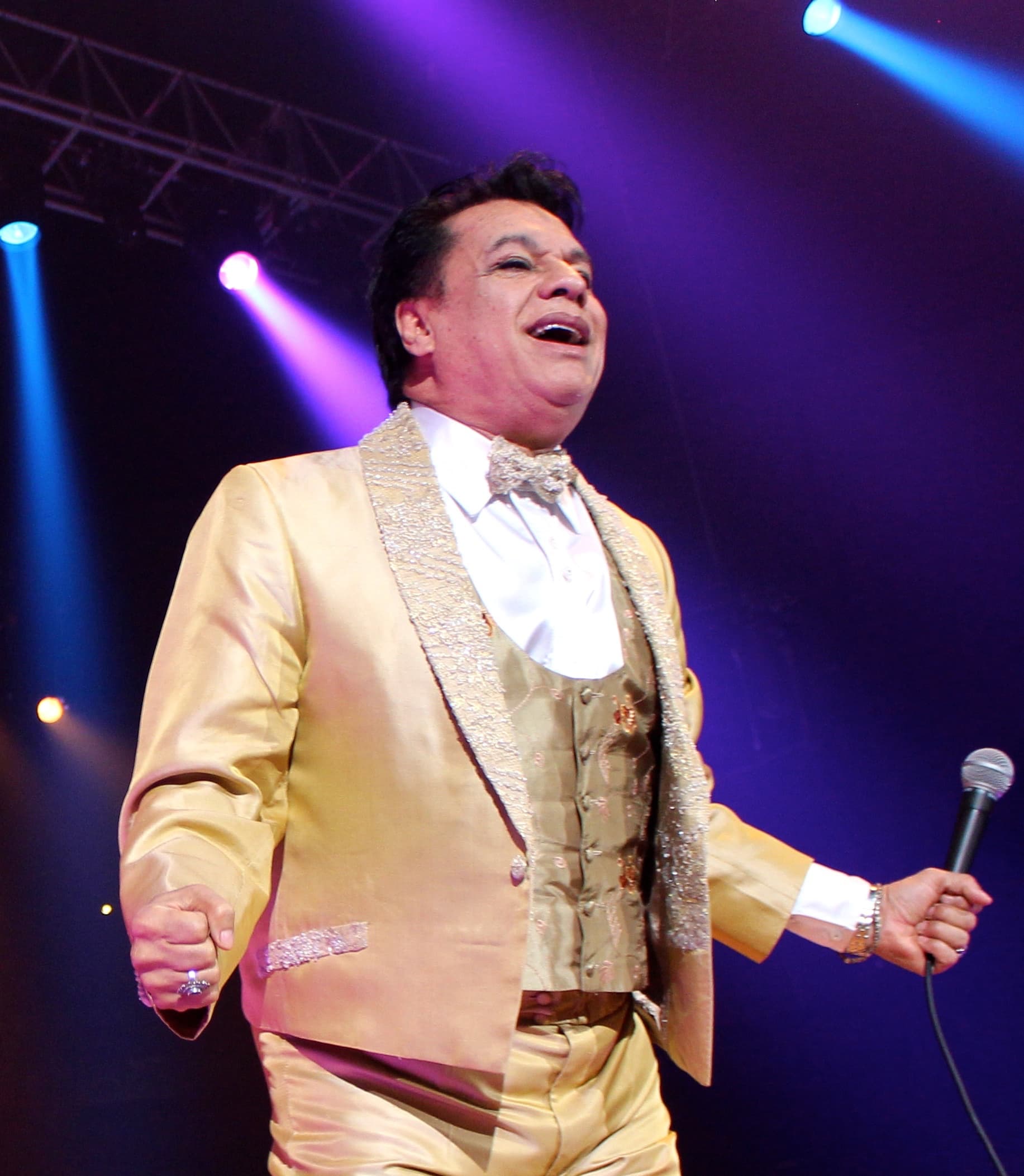 #5 Juan Gabriel — Top 10 Mexican Music Legends