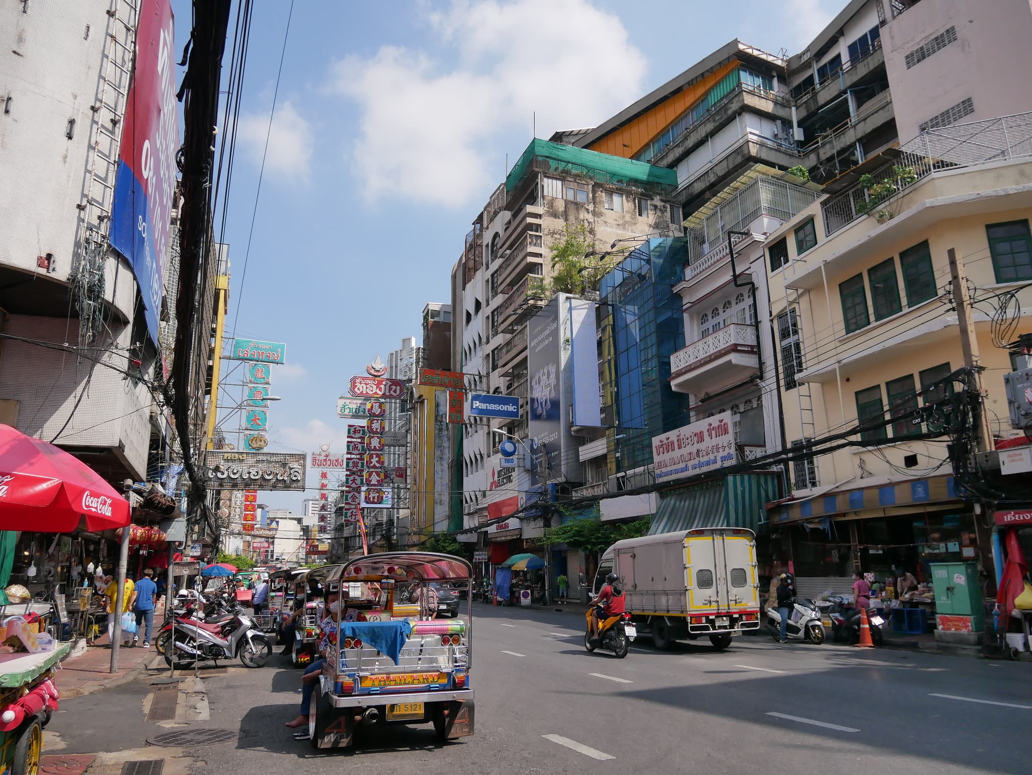 #4 Chinatown (Yaowarat Road) — Top 10 Things to Do in Bangkok in 2026