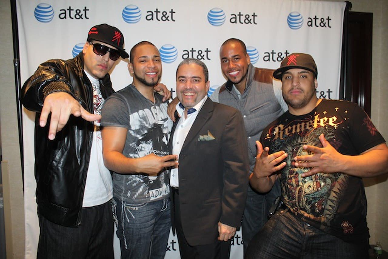 #9 Aventura — Top 10 Salsa and Bachata Artists
