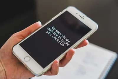 10 Dark Psychology Tricks Social Media Uses to Hook You