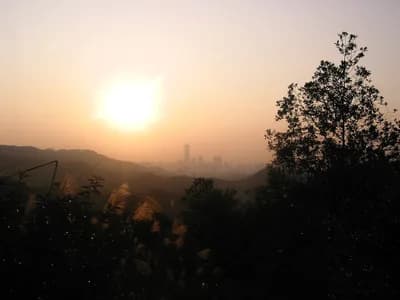 #9 Baiyun Mountain (白云山) — Top 15 Best Things to Do in Guangzhou for HK Families 2026