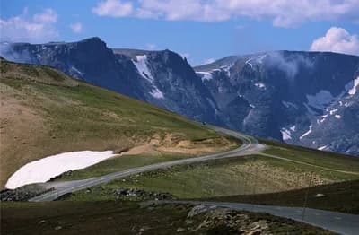 #10 Beartooth Highway (Montana to Wyoming) — Top 10 Best Road Trips in America