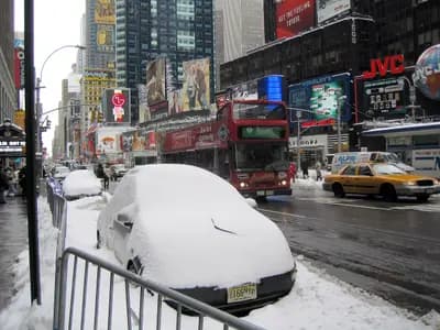 #3 Times Square, New York — Top 10 Most Overrated Tourist Destinations