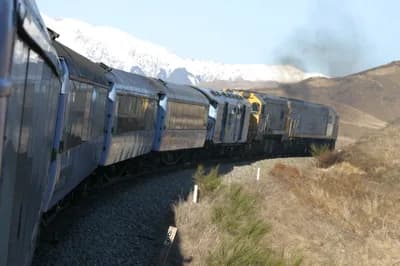 #9 TranzAlpine, New Zealand — Top 10 Most Beautiful Train Journeys