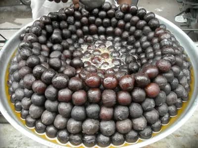 #6 Gulab Jamun (India) — Top 10 Best Desserts Around the World
