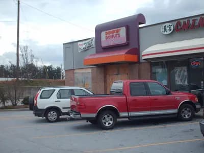 #9 Dunkin' — Top 10 Best Coffee Chains Ranked