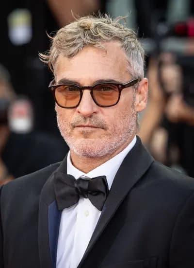 #2 Joaquin Phoenix on Letterman (2009) — Top 10 Worst Celebrity Interviews