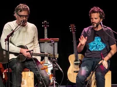 #10 Flight of the Conchords (NZ/US) — Top 10 Best Sitcoms of the 2000s