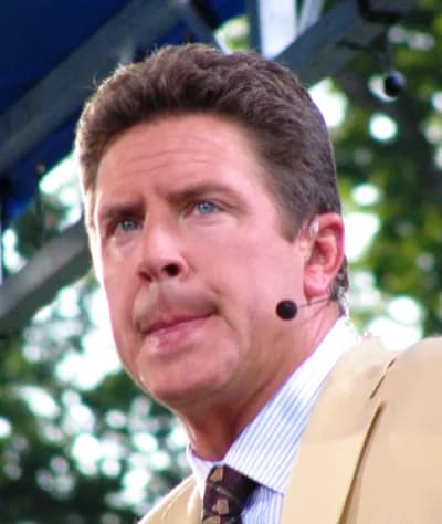 #6 Dan Marino — Top 10 NFL Quarterbacks of All Time — Vote for the GOAT