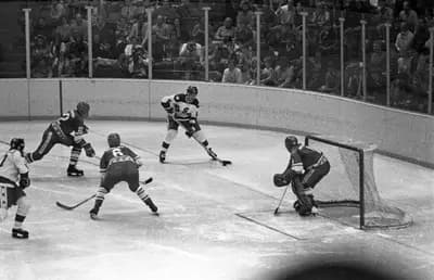#1 Miracle on Ice (1980) — Top 10 Most Iconic Sports Moments