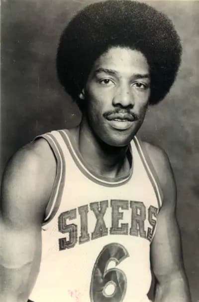 #4 Julius Erving — Top 10 Best Basketball Dunkers of All Time