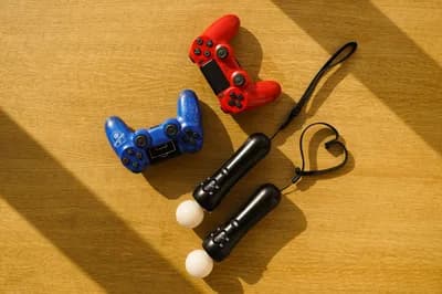 #5 PlayStation Move — Top 10 Worst Gaming Peripherals of All Time — Ranked by Gamers